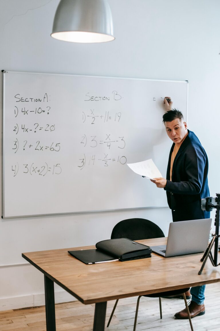Why Personalized Tutoring Helps Students Learn Faster